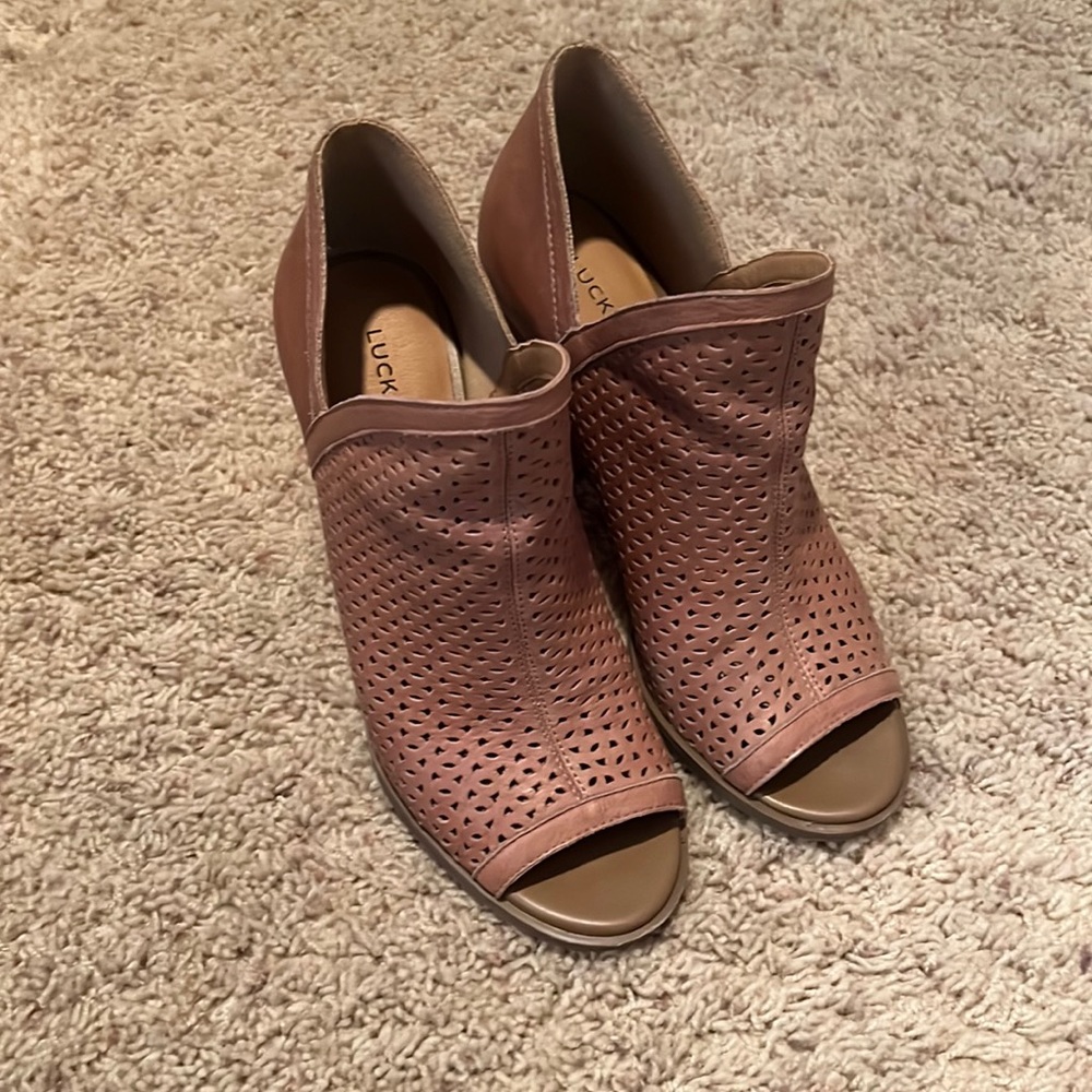 Lucky Brand brown booties